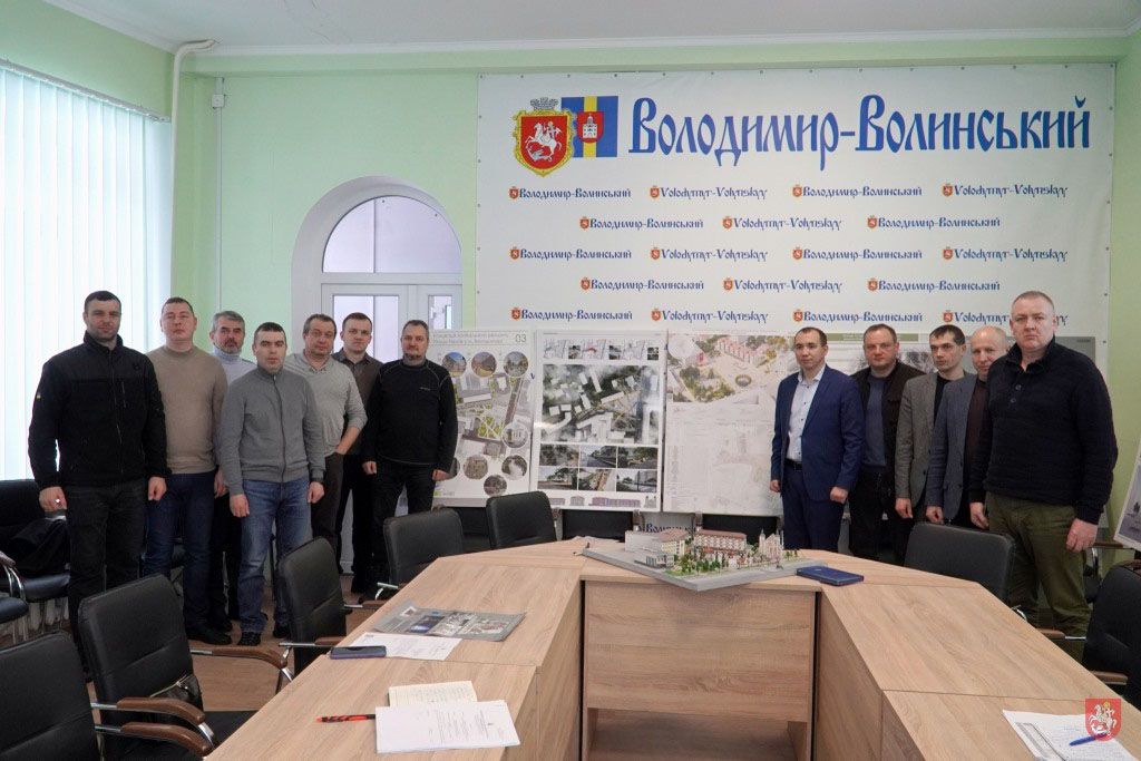 Площа має бути гідна своєї назви