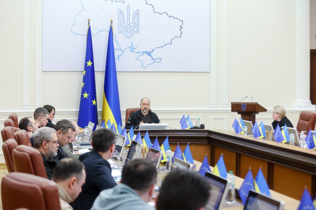 Спортсмени з росії та білорусі не повинні  брати участь у жодному змаганні