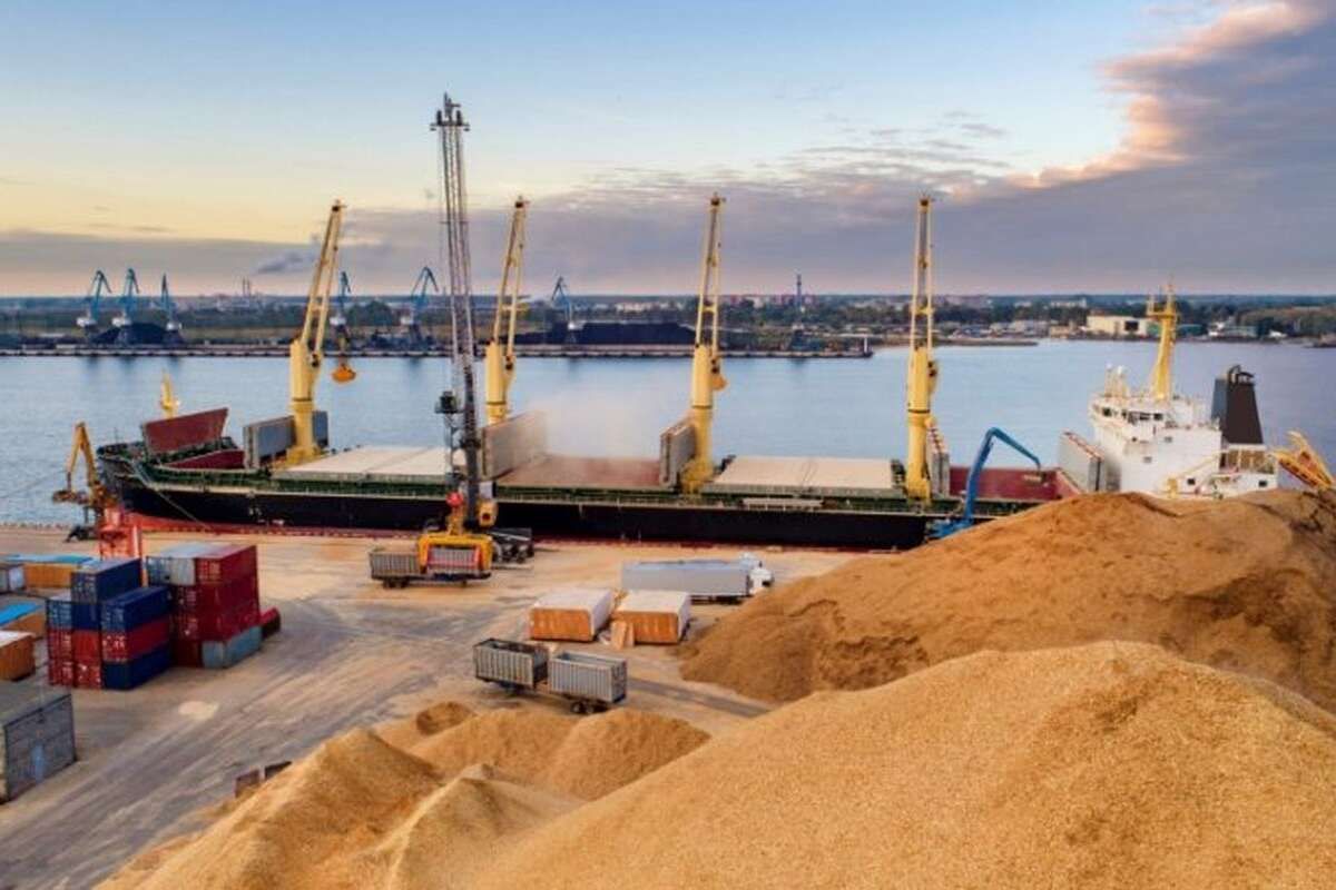Через затягування інспекцій з боку росії в Босфорі утворилася черга з понад 140 суден