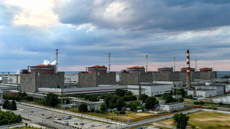 Через рашистські обстріли Запорізька АЕС повністю знеструмлена