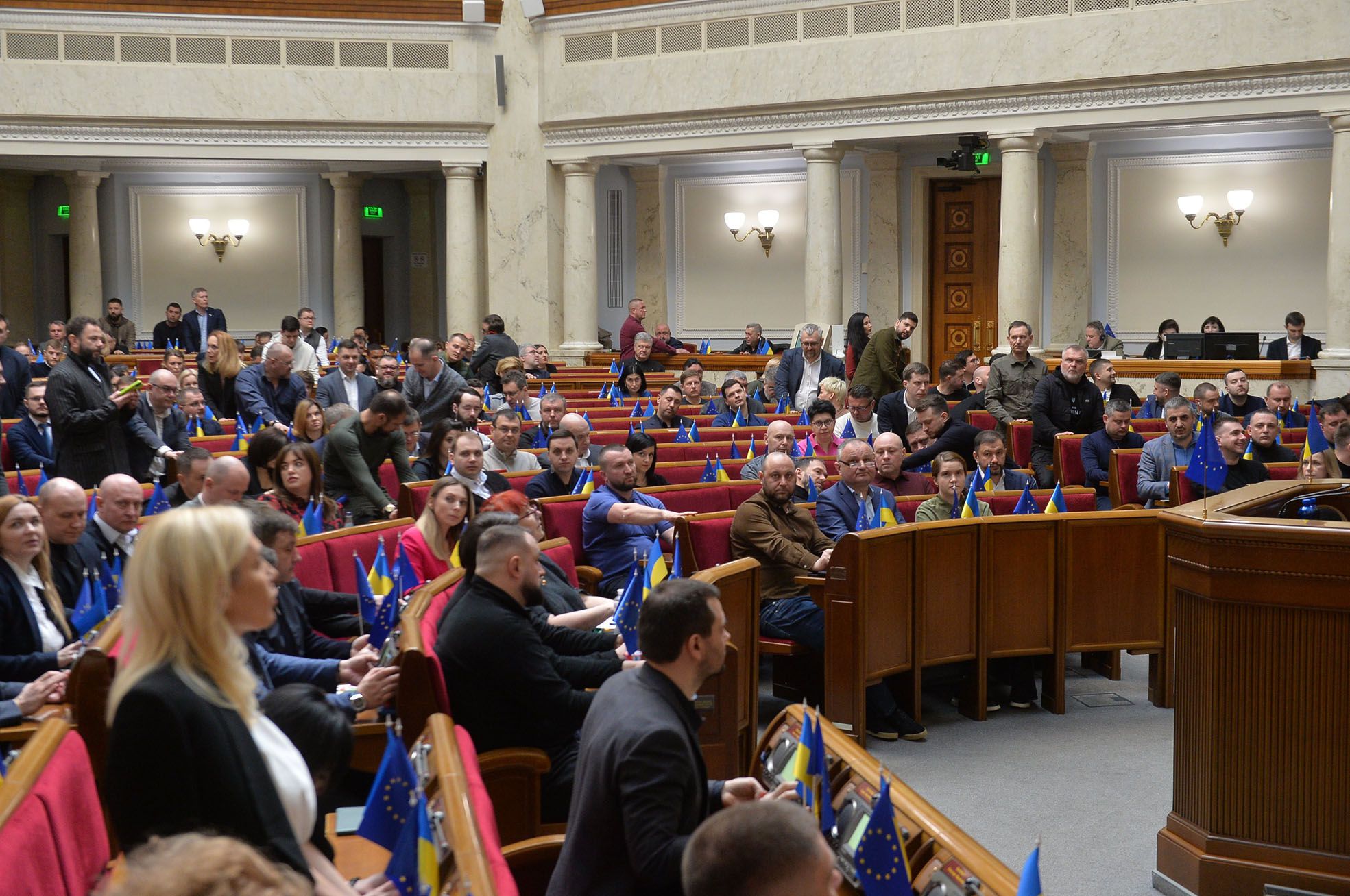Верховна Рада закликає міжнародну спільноту здійснювати найжорсткіший тиск на російську федерацію