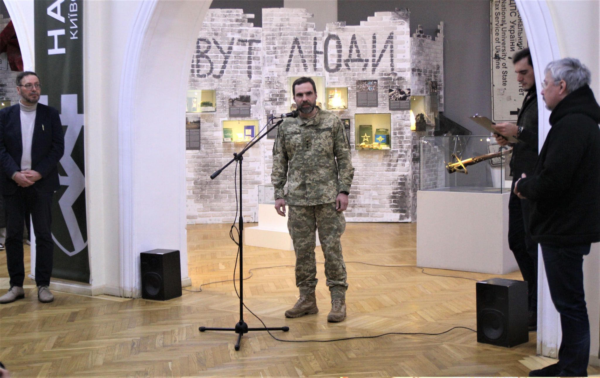 Рашисти на Київщині звіряли напрямок по атласу автомобільних доріг СРСР