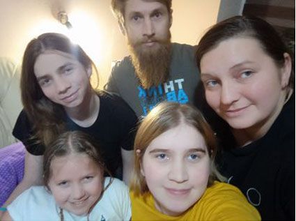 Кожен повинен знати: він не один! Завжди є люди, готові прийти на допомогу