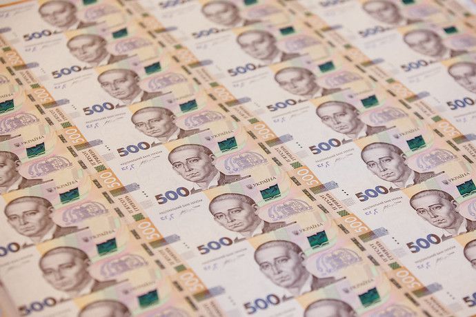 Збільшуються надходження до бюджету