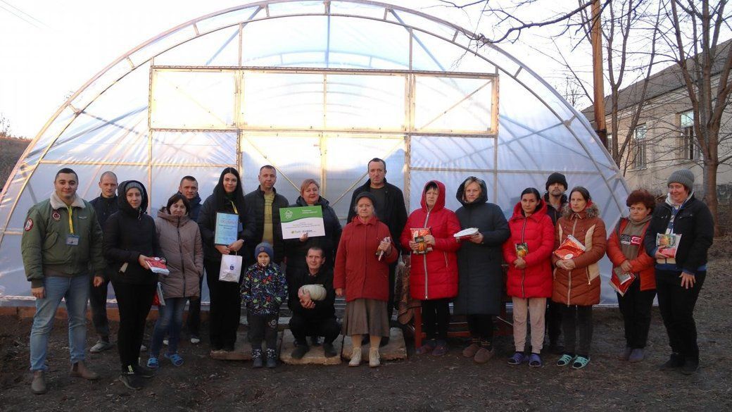 Своєї городини вдосталь. А їстимемо привізну 