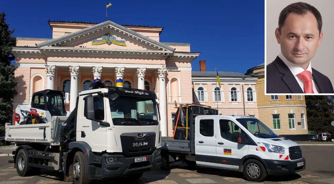 Автівки отримала громада Первомайська
