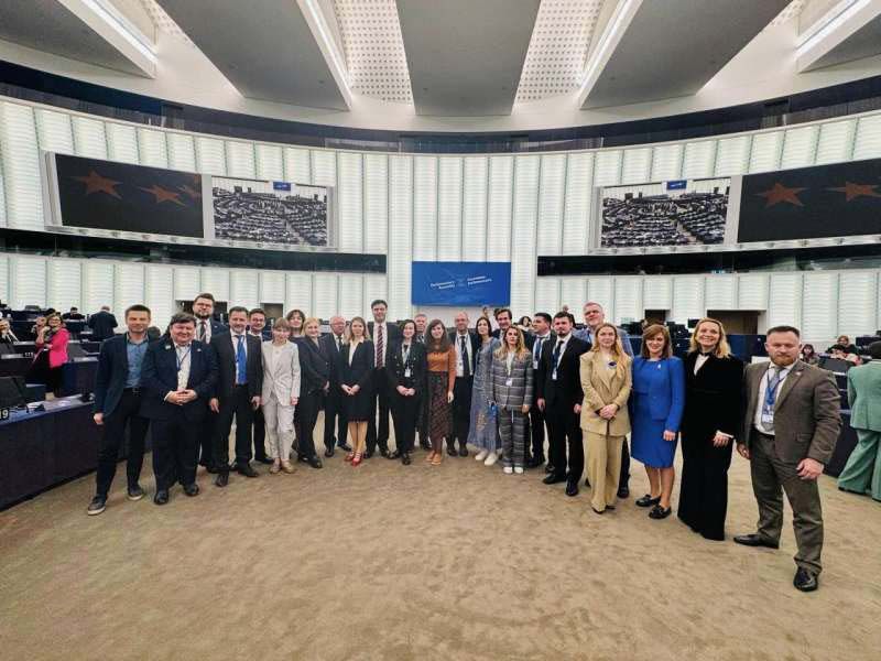 Весняна сесія ПАРЄ завершила свою роботу