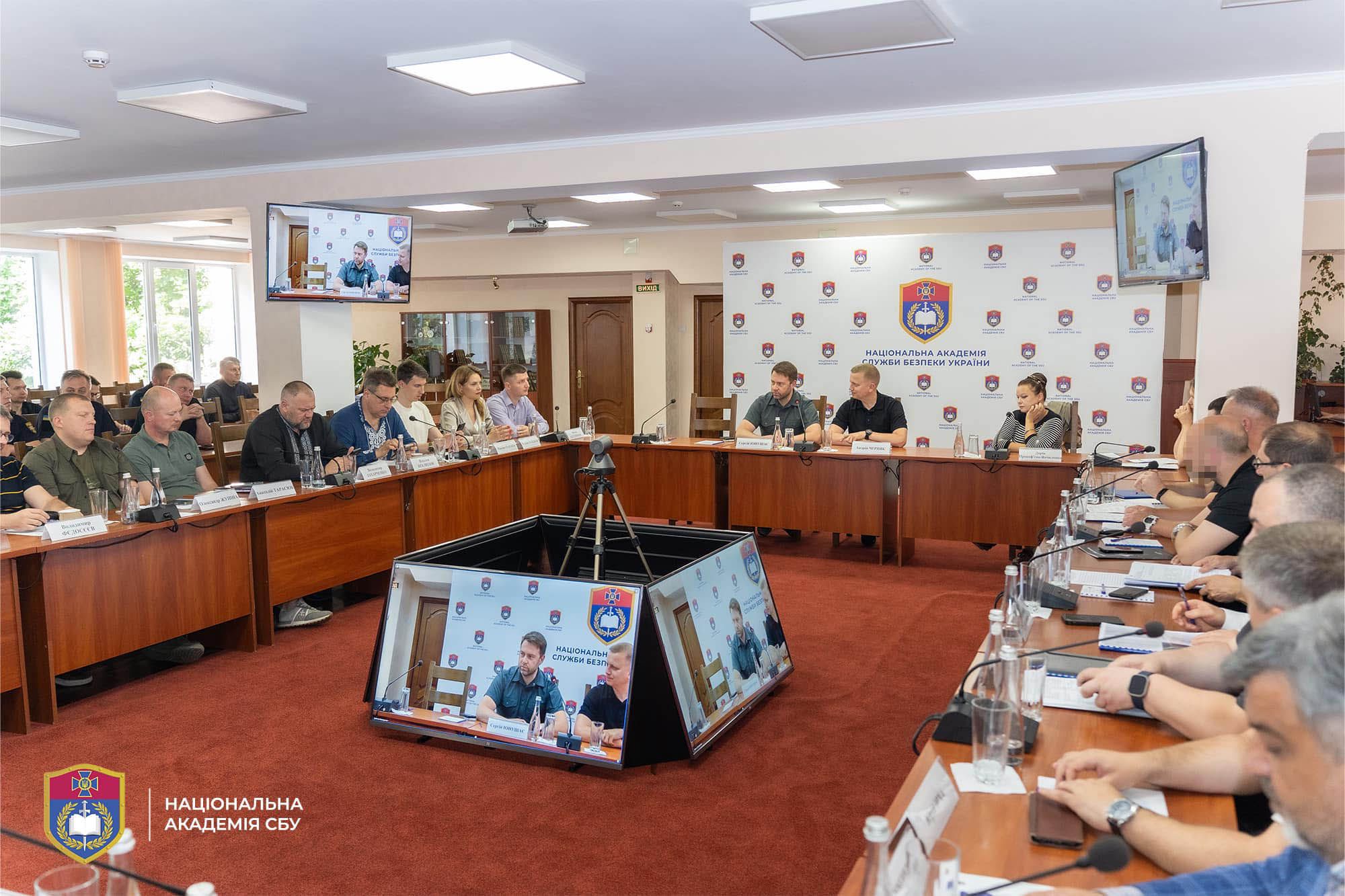 Про актуальні питання удосконалення боротьби з організованою злочинністю в умовах правового режиму воєнного стану