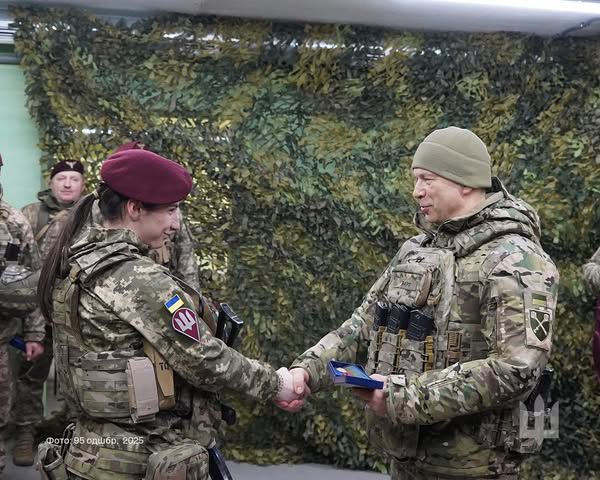 Санінструктор Вікторія: історія сильної духом українки, яка рятує життя на фронті