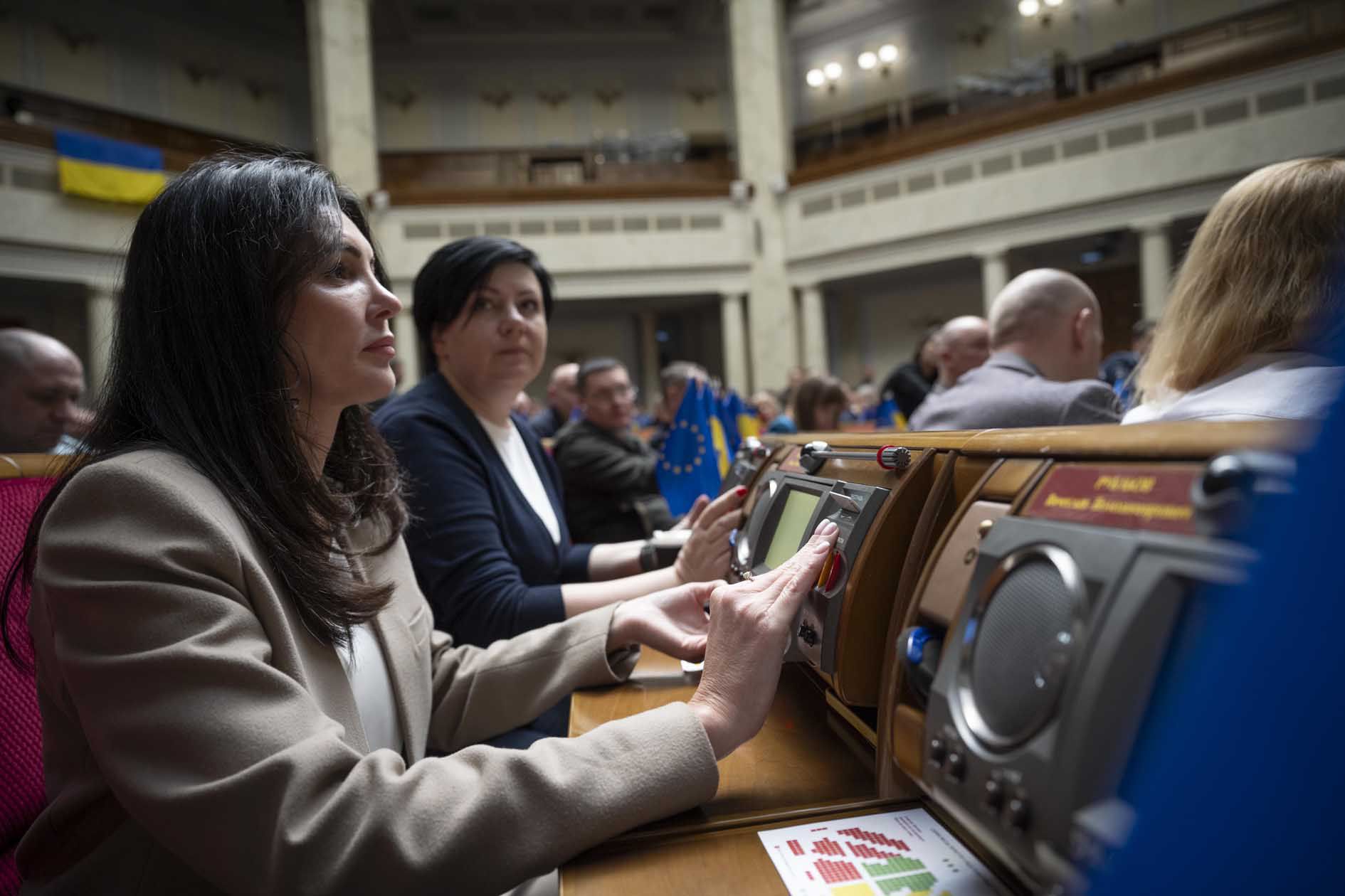 Про розширення повноважень начальника Гостомельської селищної військової адміністрації