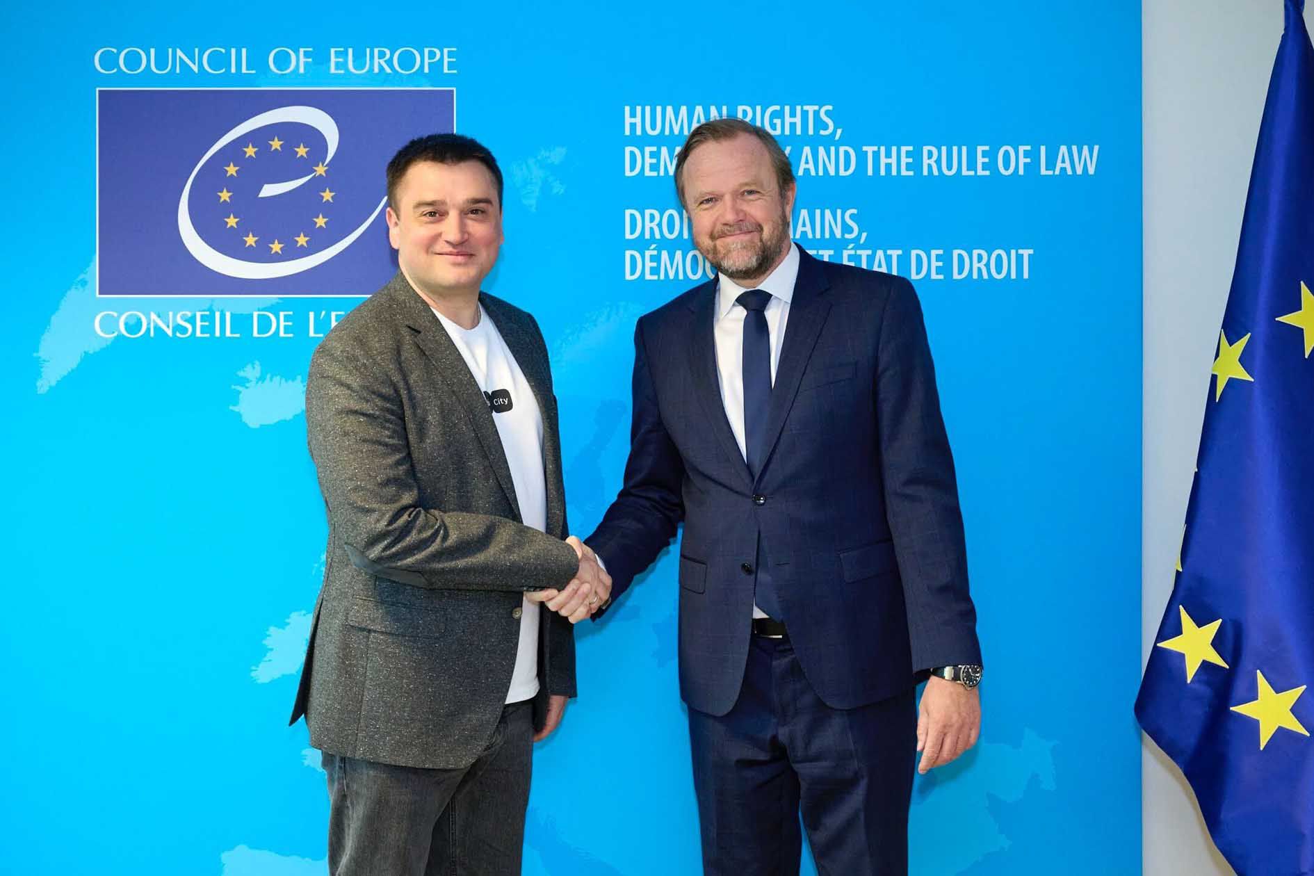 Стандарти у сфері штучного інтелекту є питанням безпеки мільйонів українців