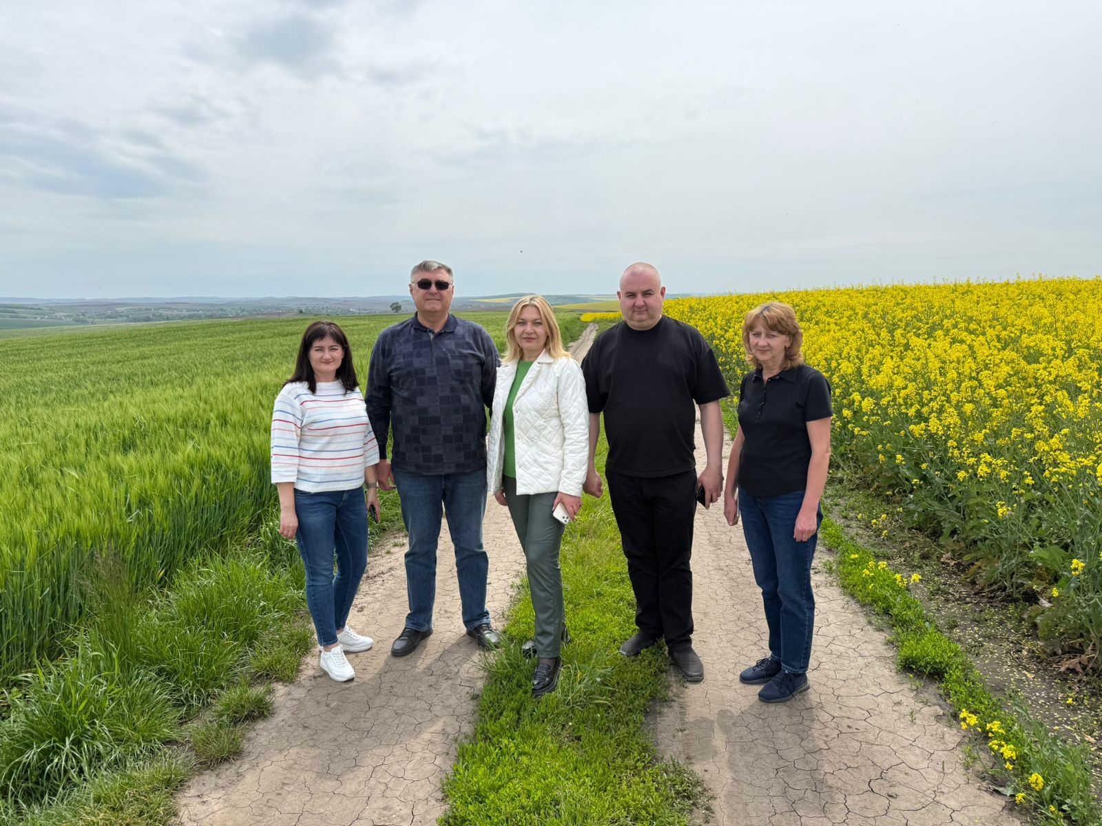 На Івано-Франківщині сільгосппідприємство поєднує тваринництво, нішеві культури та власну лабораторію