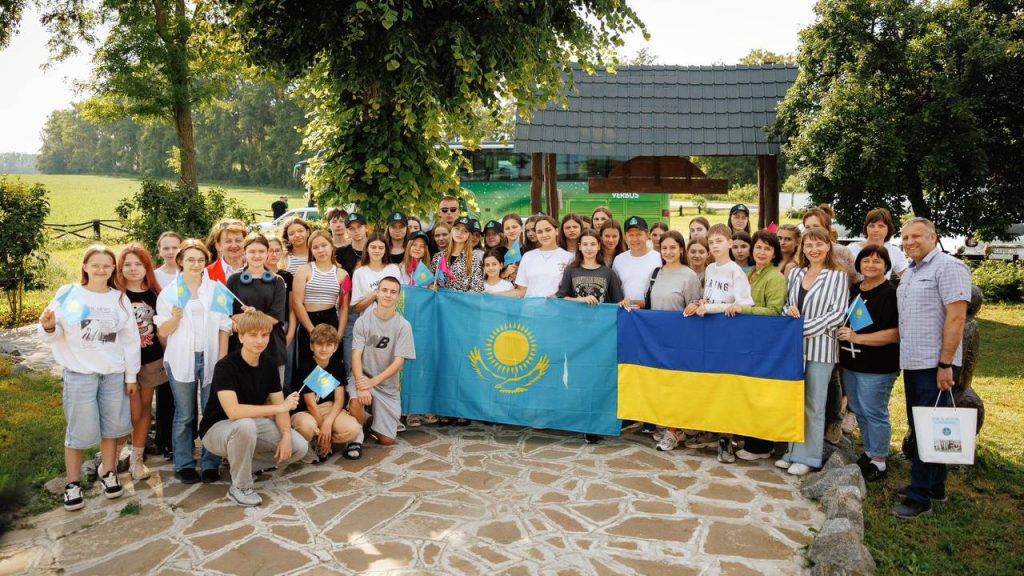 Юні таланти Черкащини повернулися з перемогами з Казахстану