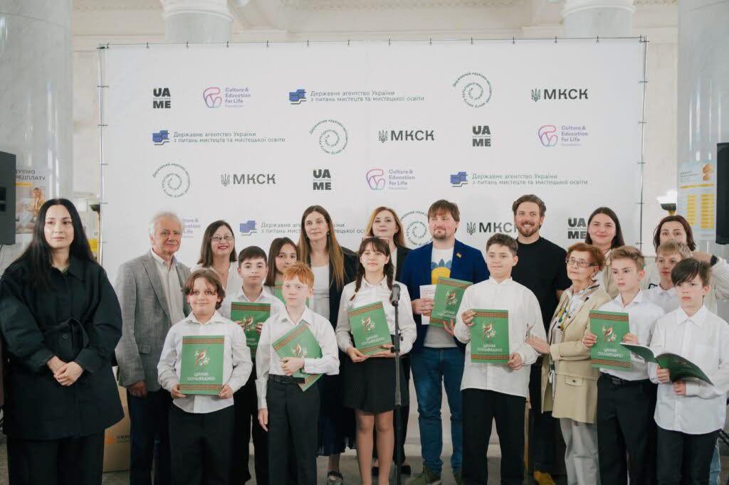 Українські музичні школи отримають понад 30 тисяч сучасних посібників