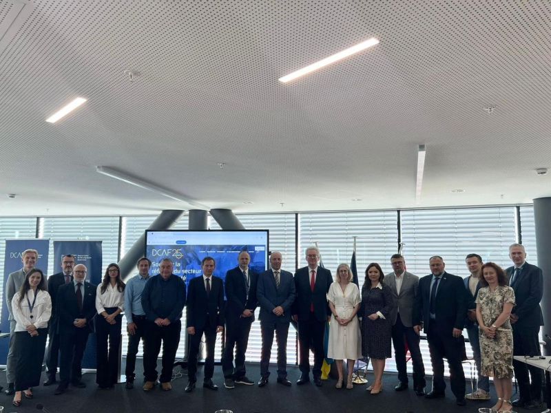 Парламентські комітети обговорили з міжнародними партнерами регулювання обігу зброї та контроль над розвідкою