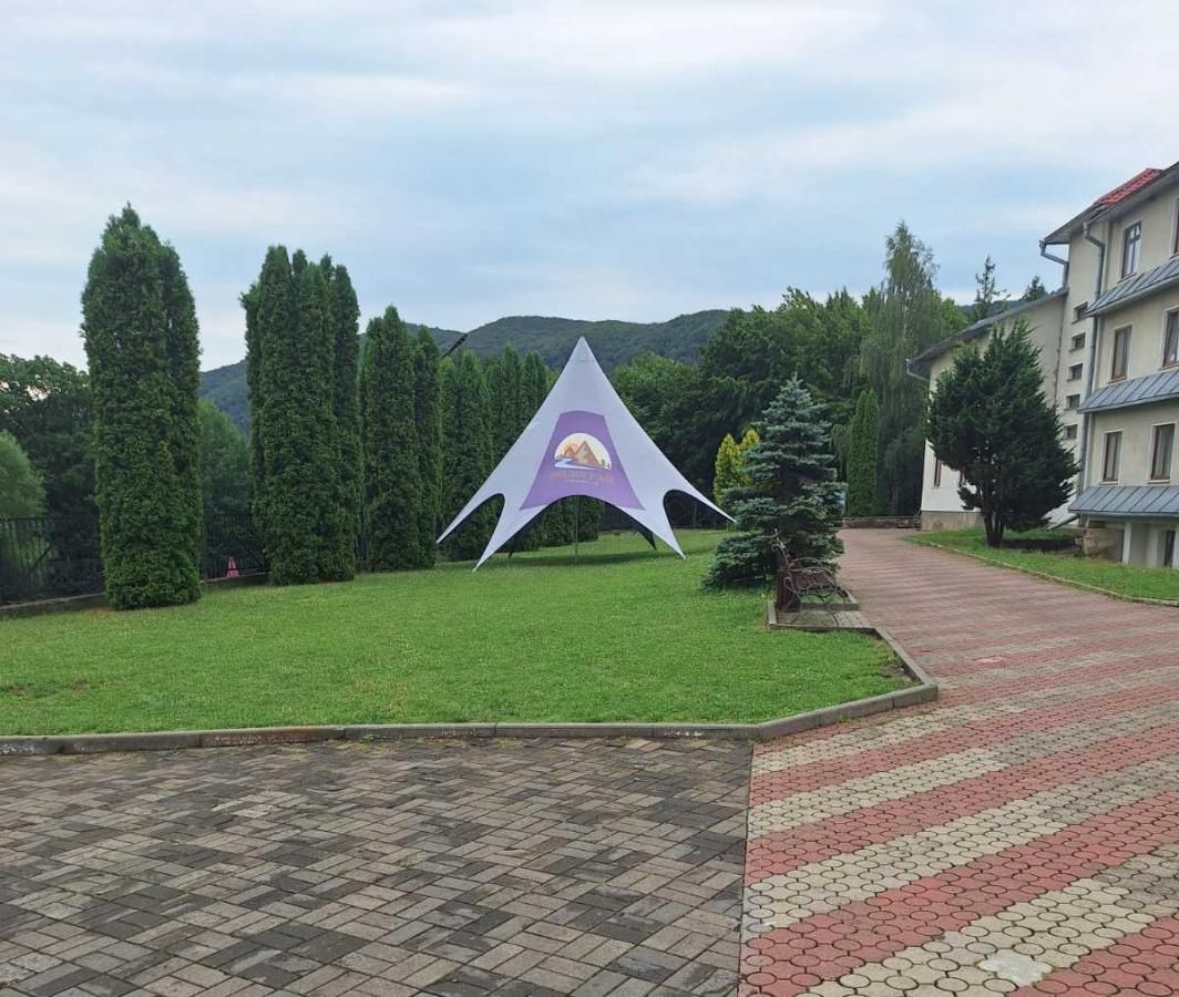 Діти зі Старобільської громади відпочивають на Івано-Франківщині