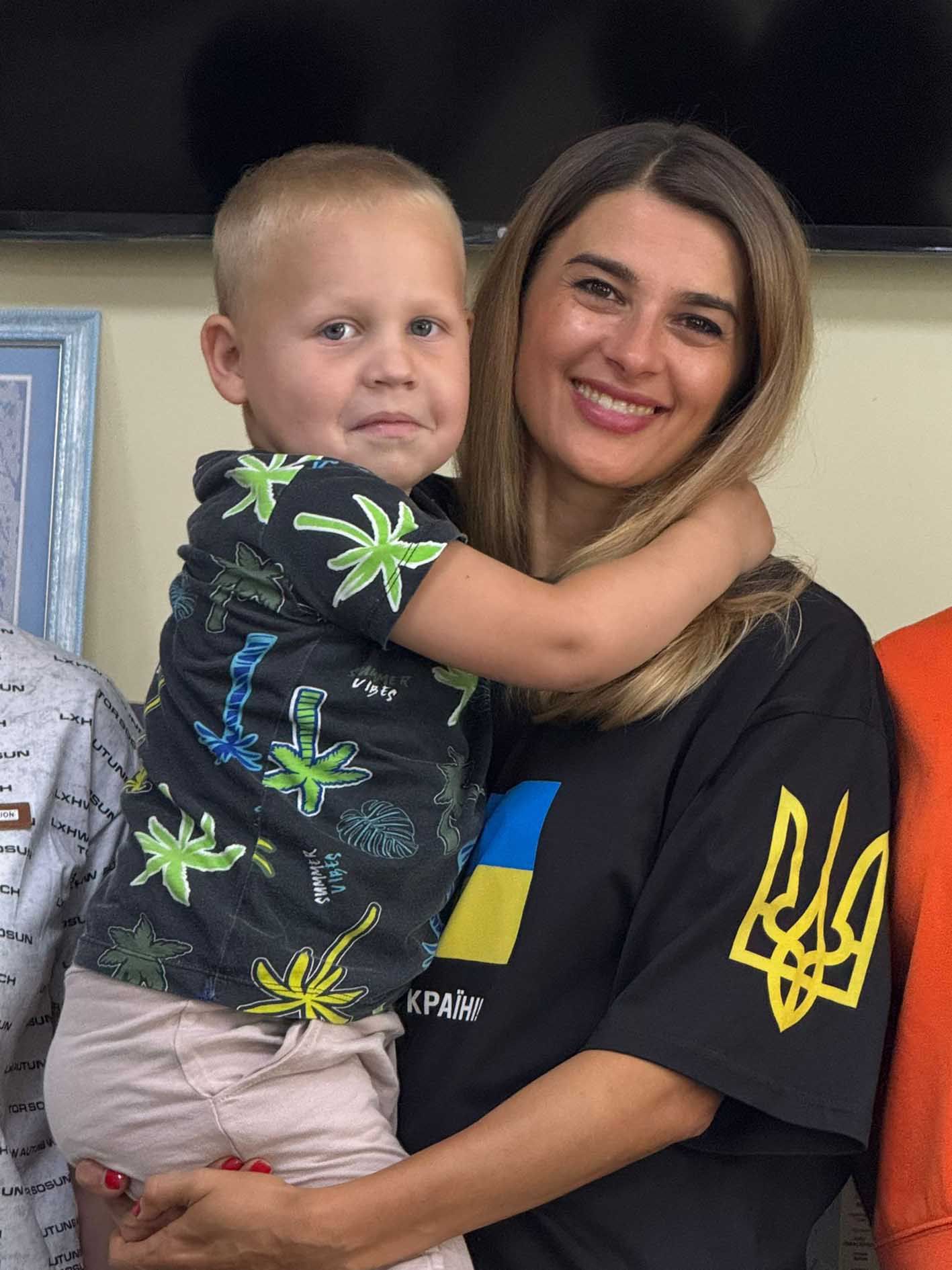 Подяка кожній матусі, яка виховує маленьких українців