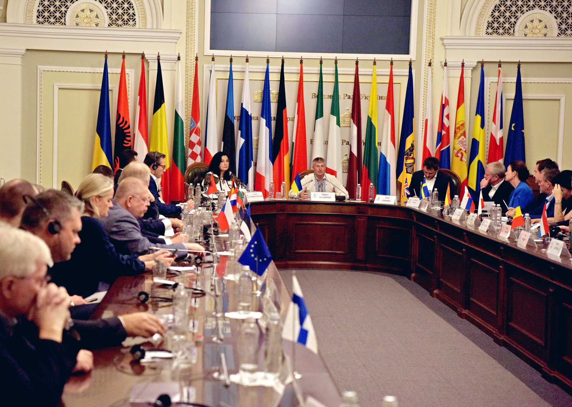 Парламентська мережа «United for Ukraine» закликає відкрити перший переговорний кластер з ЄС вже на початку вересня