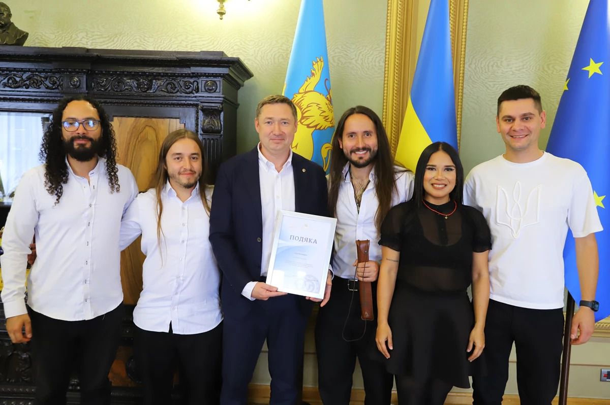 Колумбійський гурт «Лос Янковерс» на Львівщині: музика на підтримку ЗСУ