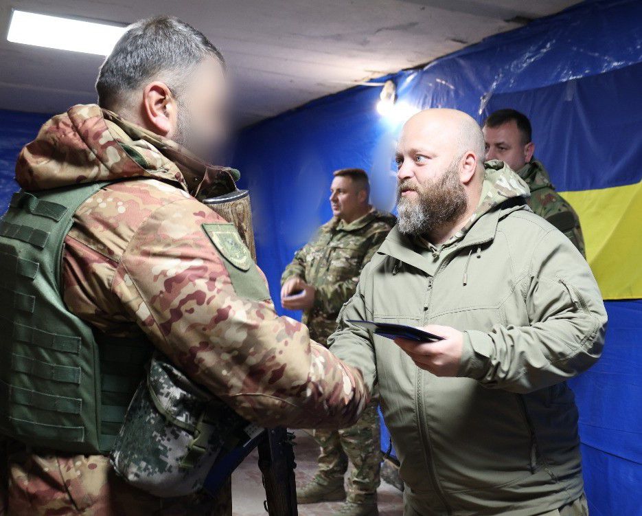 Поліцейські Луганщини отримали державні та відомчі нагороди на Харківщині
