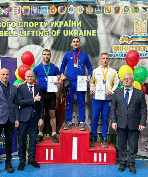Геннадій Тимофєєв став чемпіоном світу й абсолютним переможцем Кубка України з гирьового спорту
