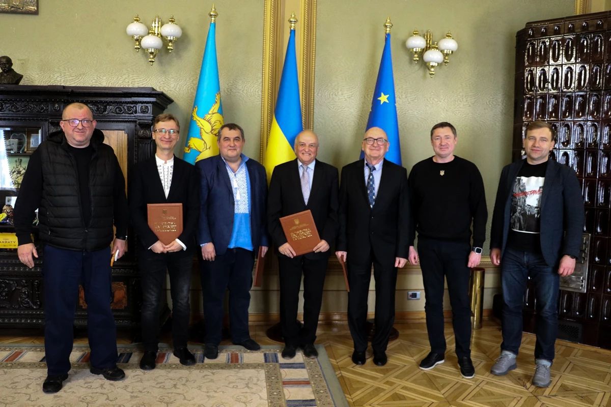 Максим Козицький відзначив чотирьох львівських шахових гросмейстерів за внесок у перемоги збірної України