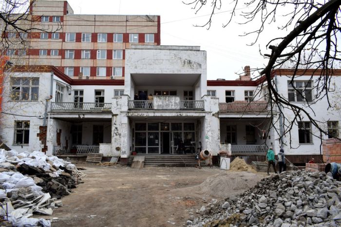 У Кропивницькому будують сучасну стоматклініку