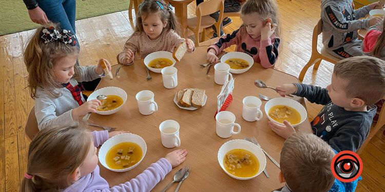 Мінсоцполітики оприлюднило проект постанови щодо забезпечення дитячим харчуванням дітей грудного та раннього віку
