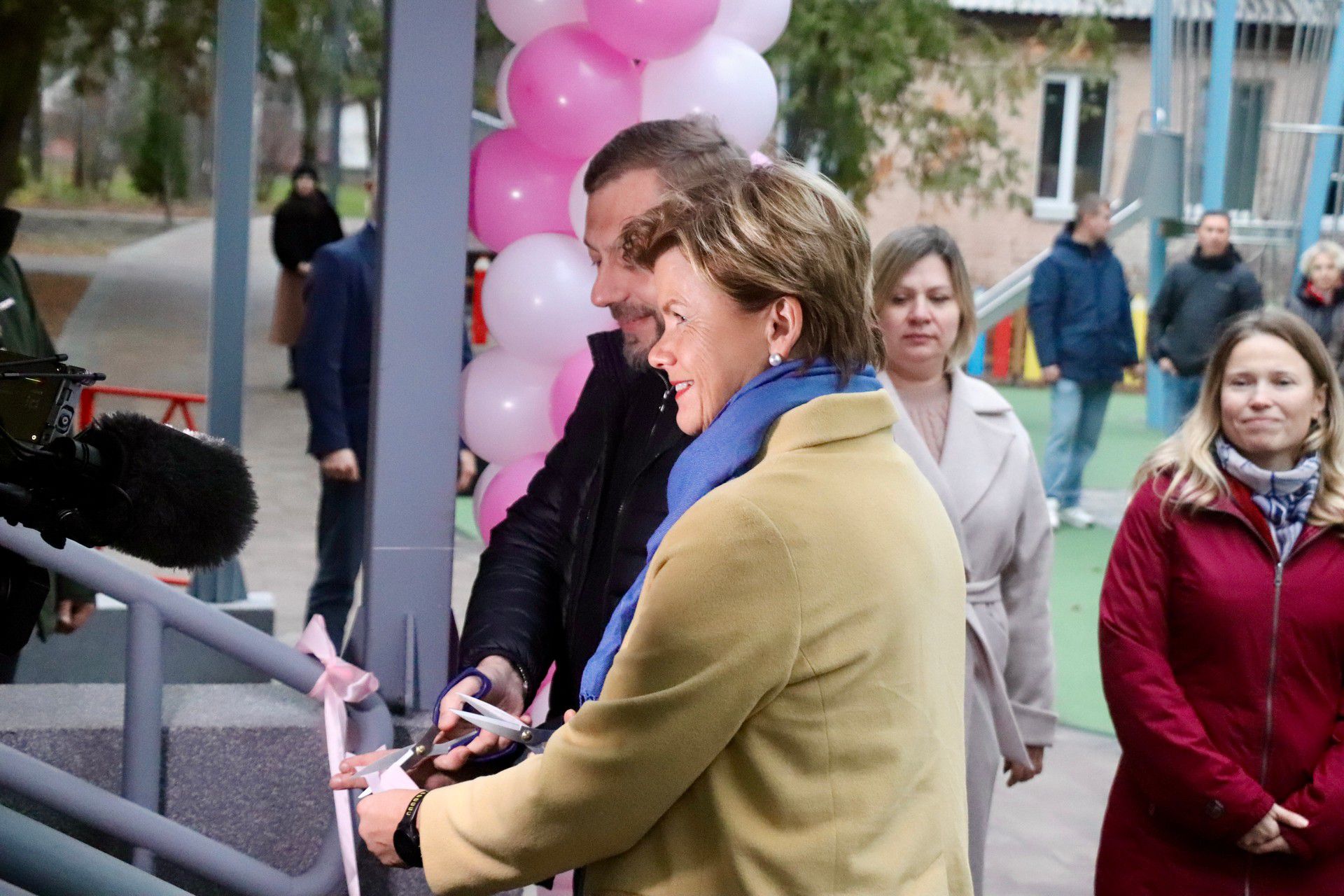 Латвійська підтримка: у Чернігові відкрили оновлене педіатричне відділення та Центр захисту прав людини