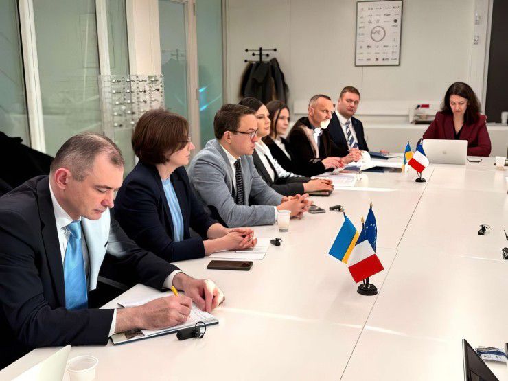 Українська делегація переймає французький досвід управління державною власністю