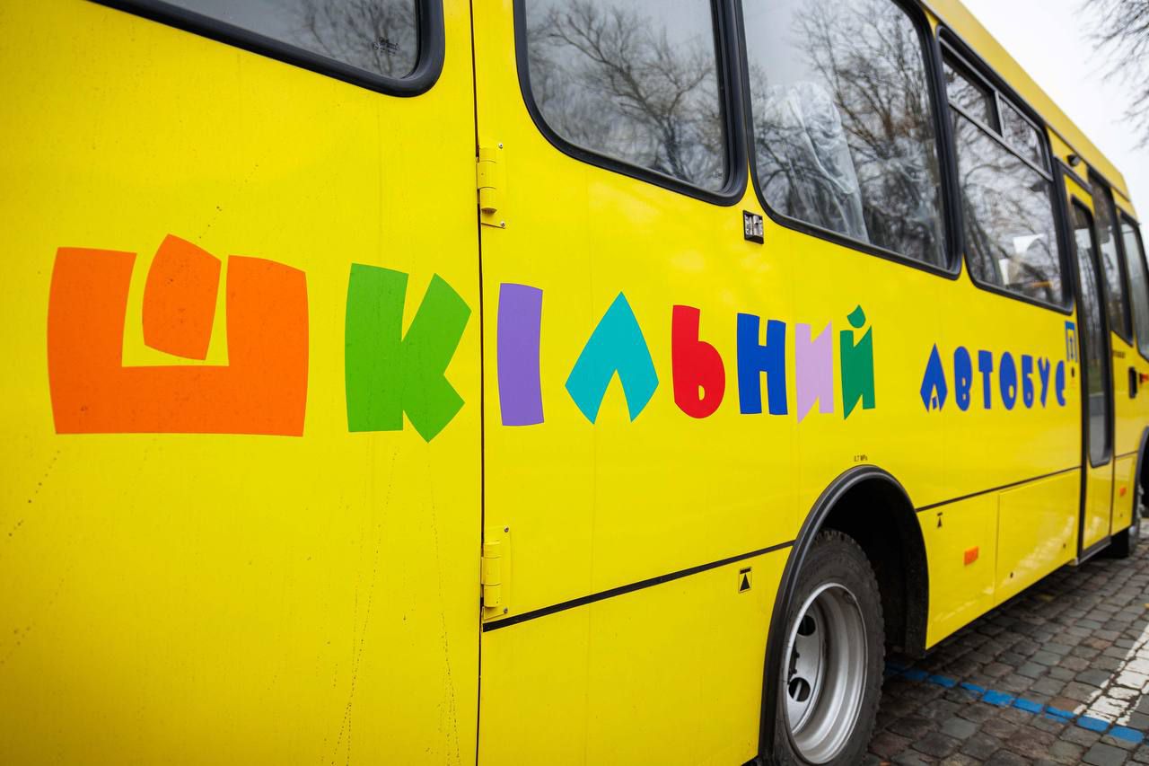 Харківщина отримала нові шкільні автобуси для громад області