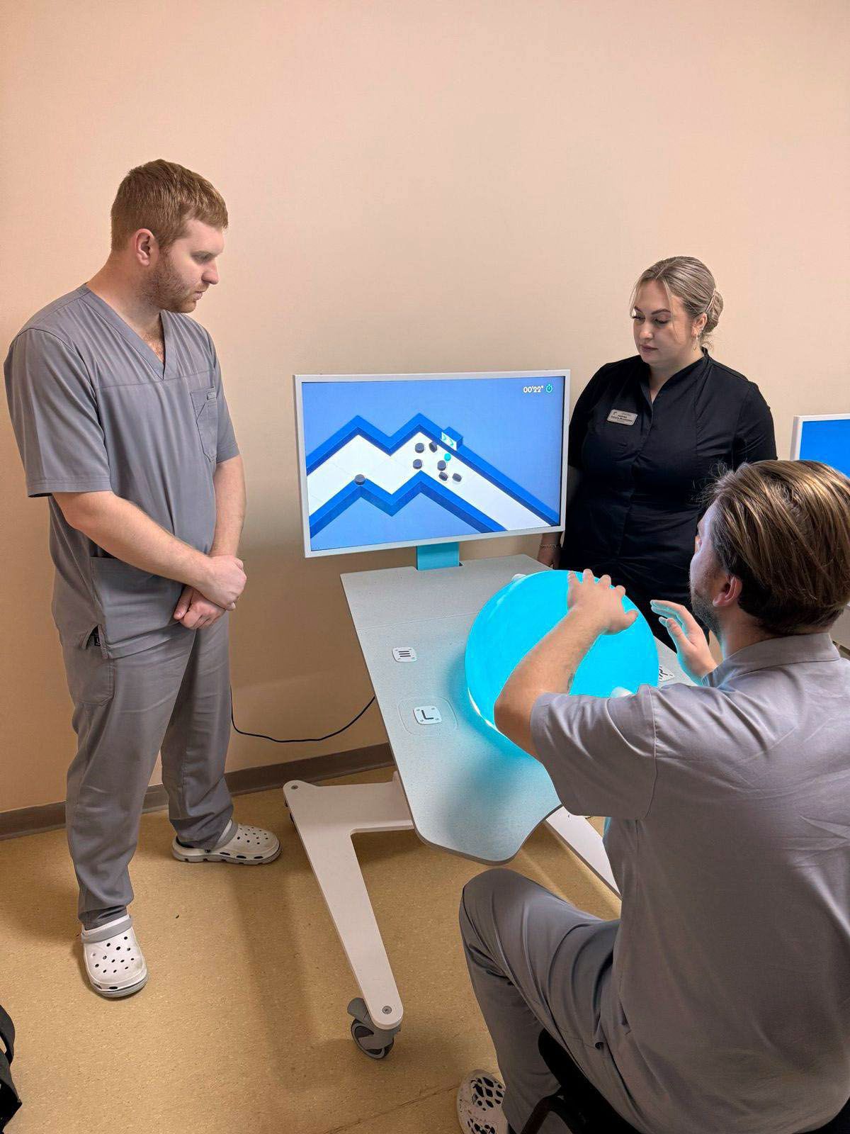 Сумський реабілітаційний центр отримав сучасне французьке обладнання для нейрореабілітації