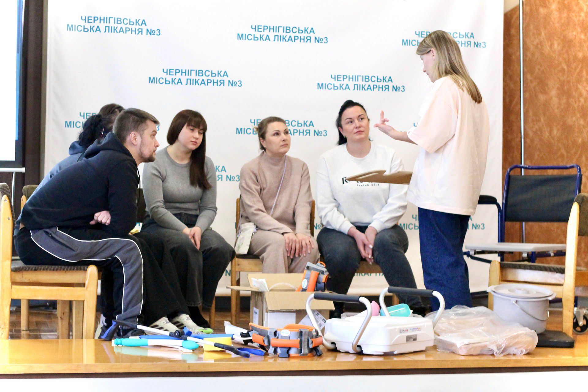 У Чернігові завершили навчання медичних фахівців для нової мережі амбулаторної реабілітації