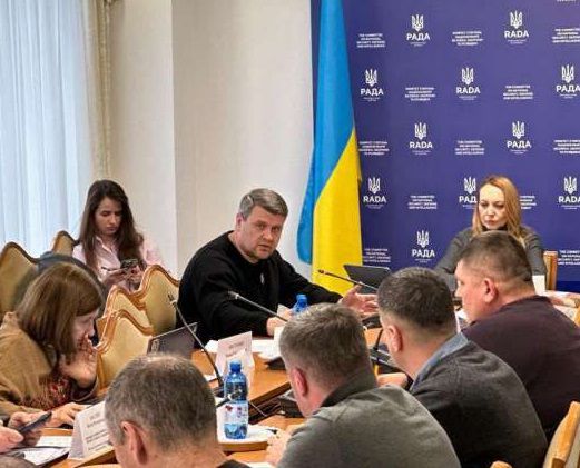 Підвищення ефективності, прозорості та керованості процедур у сфері оборонних закупівель: відбулося засідання підкомітету з питань оборонних закупівель