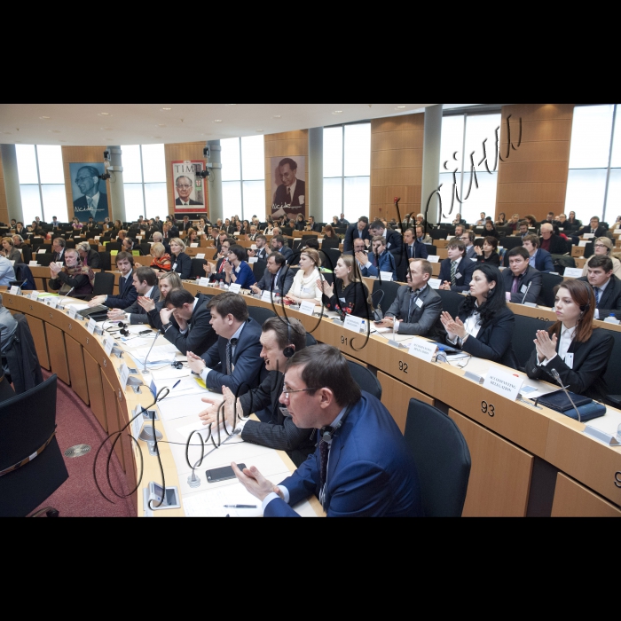 Візит Голови Верховної Ради України до Європейських інституцій (м. Брюссель).
Володимир Гройсман і Голова Комітету Європейського Парламенту з питань закордонних справ Е.Брок взяли участь у засіданні Комітету Європейського Парламенту з питань закордонних справ.
Українська делегація.
