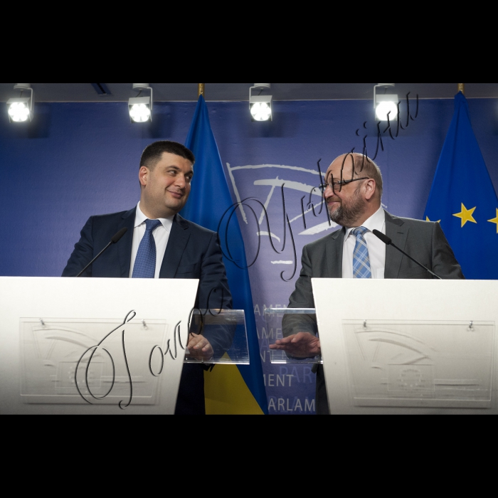Візит Голови Верховної Ради України до Європейських інституцій (м. Брюссель).
Зустріч з Президентом Європейського Парламенту Мартіном Шульцем.
Спільний підхід до преси.
