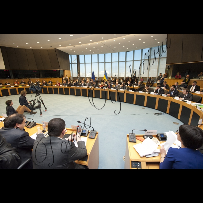 Візит Голови Верховної Ради України до Європейських інституцій (м. Брюссель).
Спільна участь Голови Верховної Ради України Володимира Гройсмана і 
Президента Європейського Парламенту Мартіна Шульца у відкритті інавгураційного засідання Парламентського комітету асоціації.
