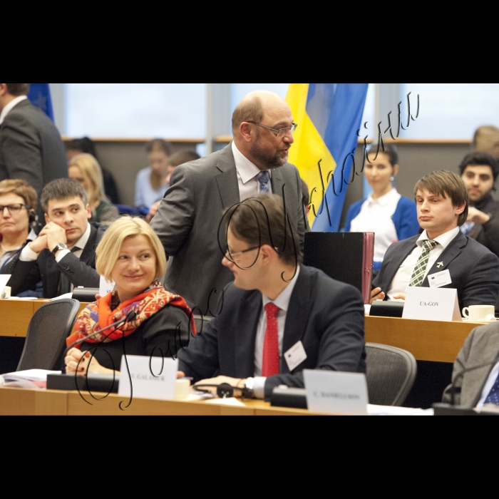 Візит Голови Верховної Ради України до Європейських інституцій (м. Брюссель).
Спільна участь Голови Верховної Ради України Володимира Гройсмана і 
Президента Європейського Парламенту Мартіна Шульца у відкритті інавгураційного засідання Парламентського комітету асоціації.
