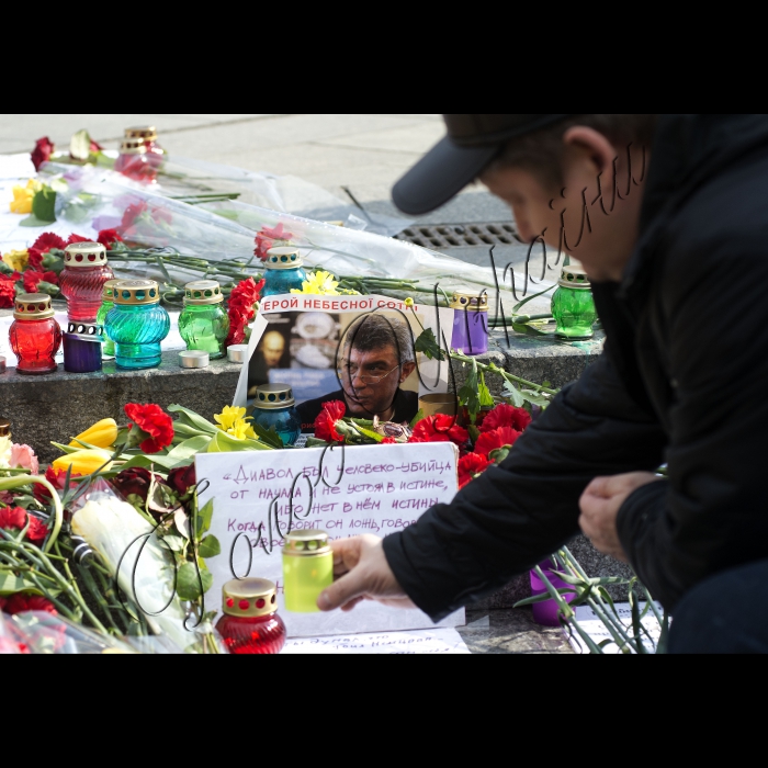 Акція пам'яті російського політичного діяча Бориса Нємцова на Майдані Незалежності у Києві.