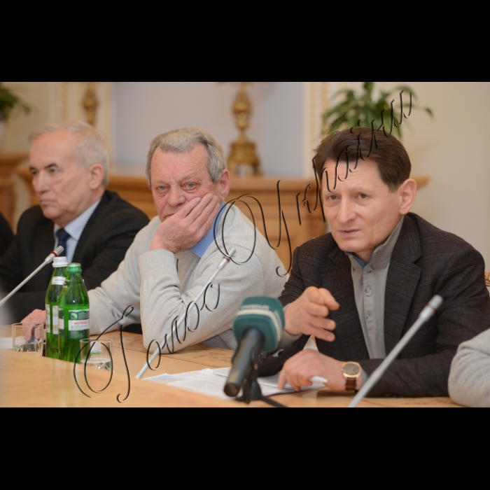 Зустріч Голови Верховної Ради Володимира Гройсмана з активістами профспілок шахтарських організацій, які пікетували Верховну Раду.