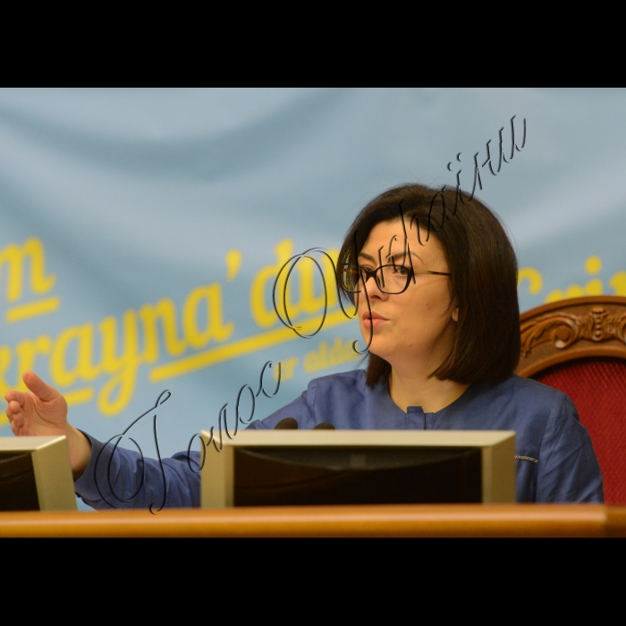 Парламентські слухання на тему: «Роль, значення та вплив громадянського суспільства на формування етнонаціональної політики єдності в Україні». Заступник Голови ВР Оксана Сироїд