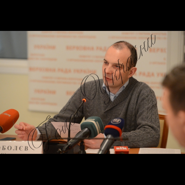 Відбулося засідання Комітету ВРУ з питань запобігання і протидії корупції на якому розглядався, зокрема, проект Закону «Про внесення змін до деяких законодавчих актів України у сфері поводження з побутовими відходами».
голова Комітету ВРУ з питань запобігання і протидії корупції Єгор Соболєв 