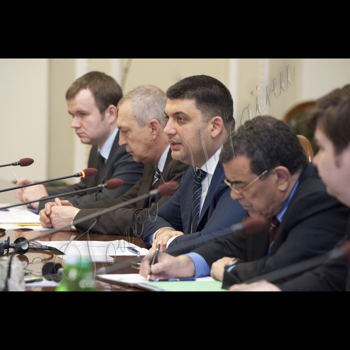 Зустріч Голови Верховної Ради України Володимира Гройсмана з делегаціями Комітету з питань бюджету на чолі з Жаном Артуі та Підкомітету з питань безпеки та оборони Комітету у закордонних справах Європейського Парламенту на чолі з Анною Фотигою.