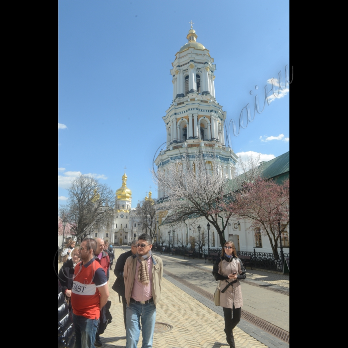 Відбулося урочисте відкриття Великої Лаврської дзвіниці Успенського собору, пам’ятки архітектури XVIII ст., що входить до комплексу Національного Києво-Печерського історико-культурного заповідника. Всі охочі змогли піднятися на донедавна найвищу оглядову точку Києва, вхід на яку було обмежено близько 7 років, а реставрація якої тривала близько 5 років.