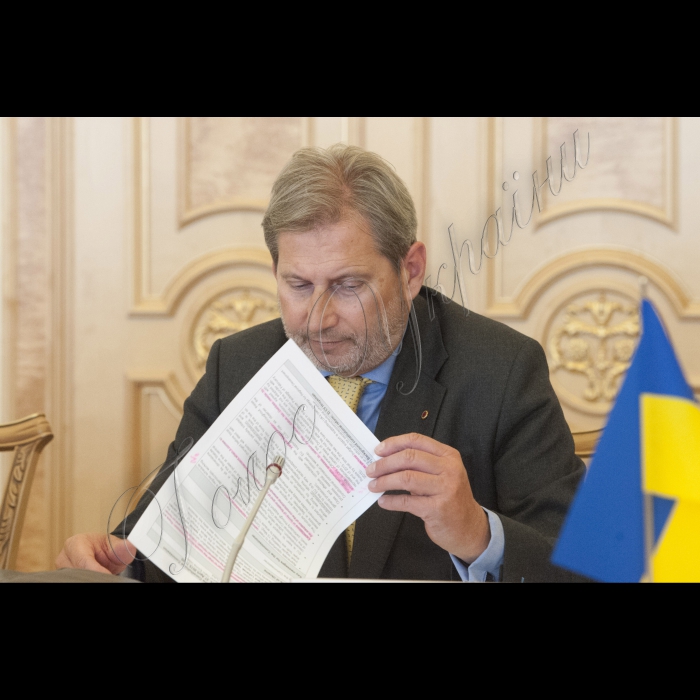 Зустріч Голови ВР України Володимира Гройсмана з членом Європейської Комісії з питань розширення та Європейської політики сусідства Йоганнесом Ханом.