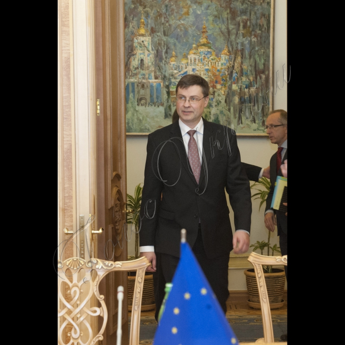 Зустріч Голови ВР України Володимира Гройсмана з Віце-президентом Європейської комісії з питань євро та соціального діалогу Валдісом Домбровскісом.