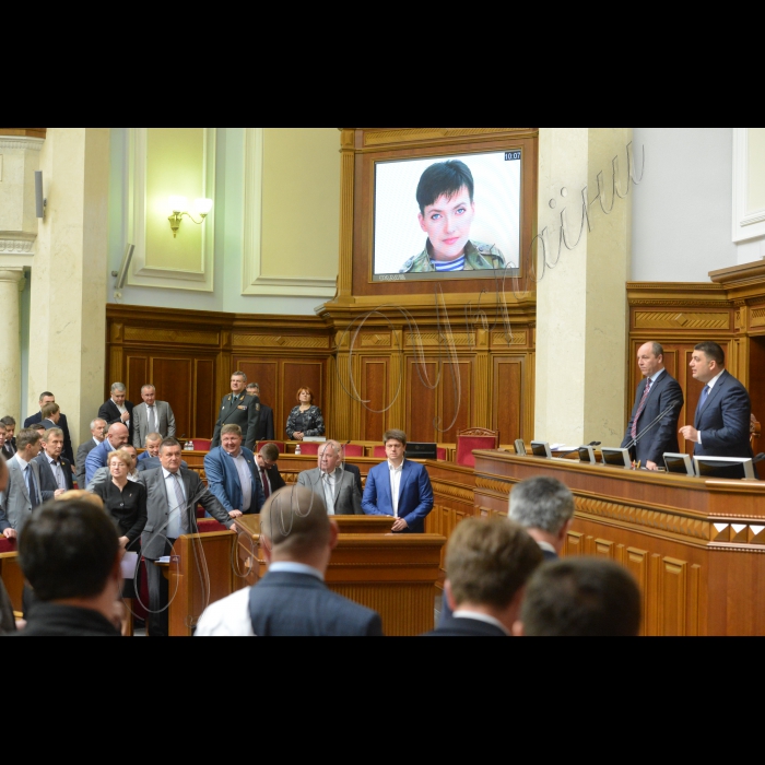 12 травня 2015 року.  Пленарне засідання ВР.
Привітання Надії Савченко с днем народження