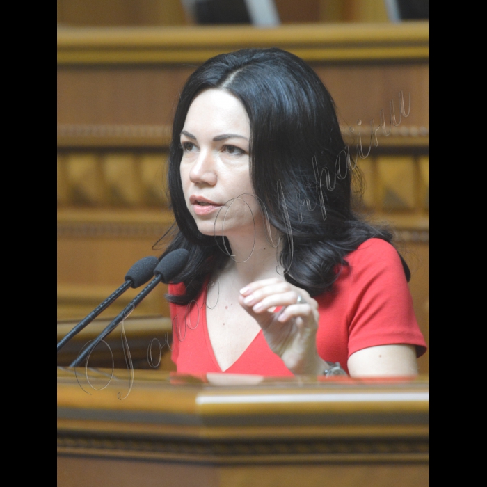 12 травня 2015 року.  Пленарне засідання ВР
Вікторія Сюмар НФ