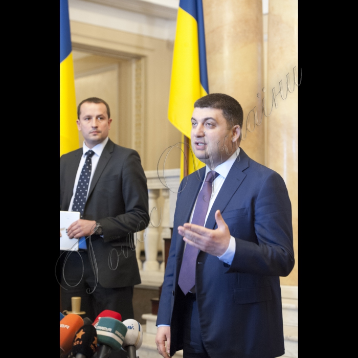 15 травня 2015
Брифінг Голови ВР України Володимира Гройсмана по закінченні чергового засідання Конституційної комісії.