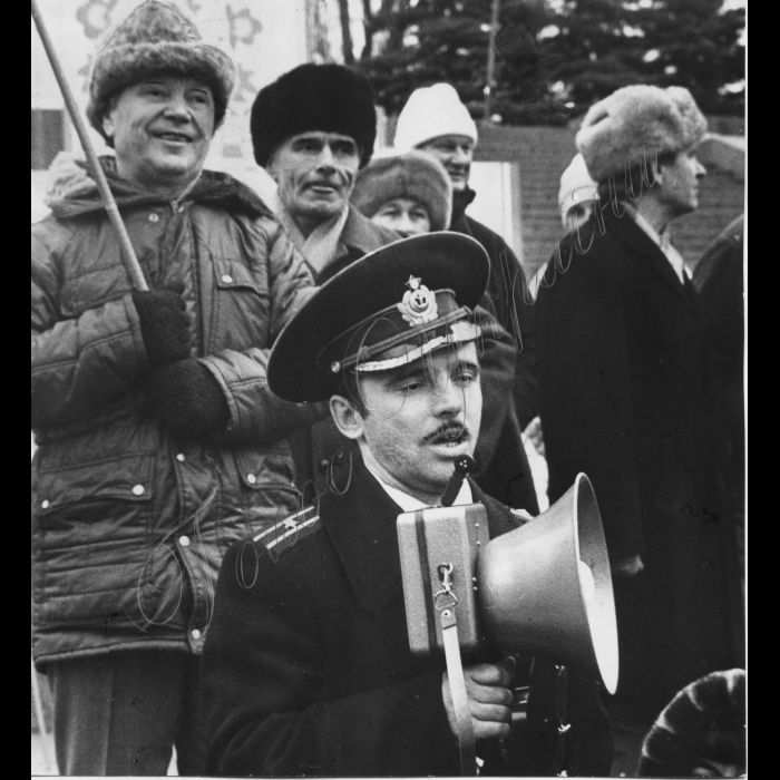Мітинги. 1992 рік.
Мітинг комуністів на площи Ленінського комсомолу